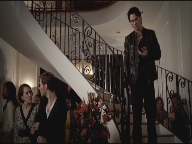 VampireDiariesWorld-dot-org-S3TVD_3x11OurTown1506.jpg