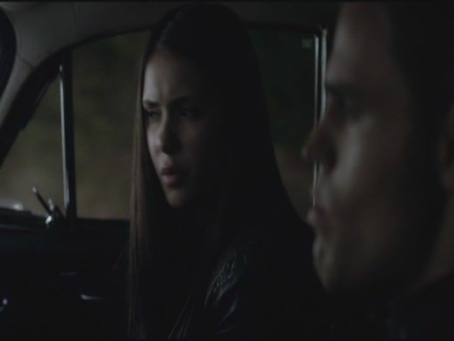 VampireDiariesWorld-dot-org-S3TVD_3x11OurTown1589.jpg
