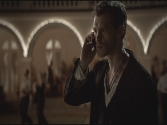 VampireDiariesWorld-dot-org-S3TVD_3x11OurTown1632.jpg