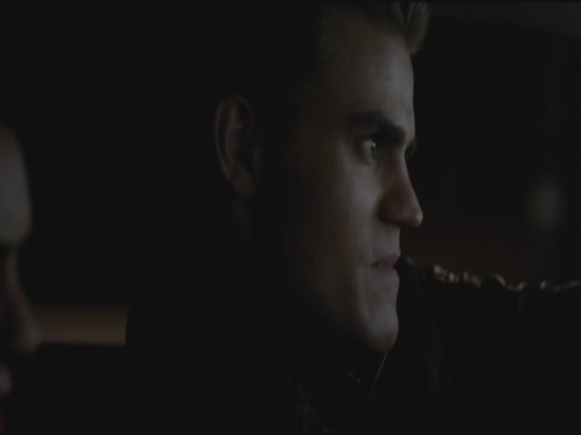 VampireDiariesWorld-dot-org-S3TVD_3x11OurTown1647.jpg
