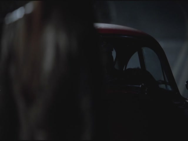 VampireDiariesWorld-dot-org-S3TVD_3x11OurTown1746.jpg