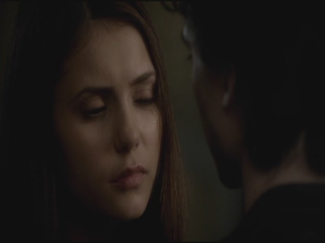 VampireDiariesWorld-dot-org-S3TVD_3x11OurTown2028.jpg