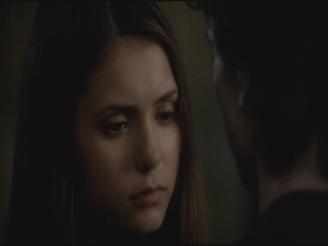 VampireDiariesWorld-dot-org-S3TVD_3x11OurTown2029.jpg