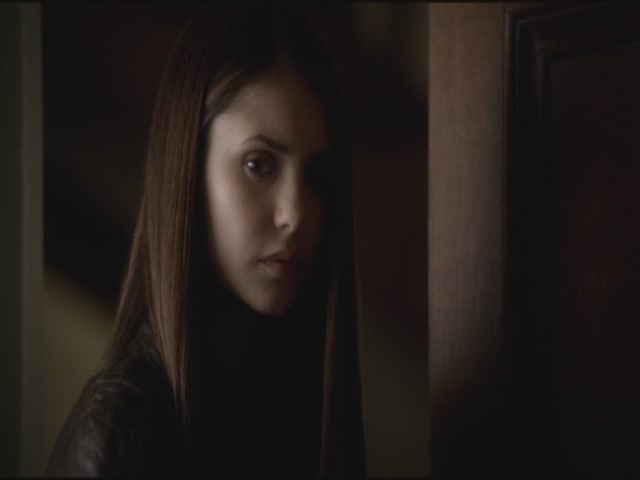 VampireDiariesWorld-dot-org-S3TVD_3x11OurTown2038.jpg