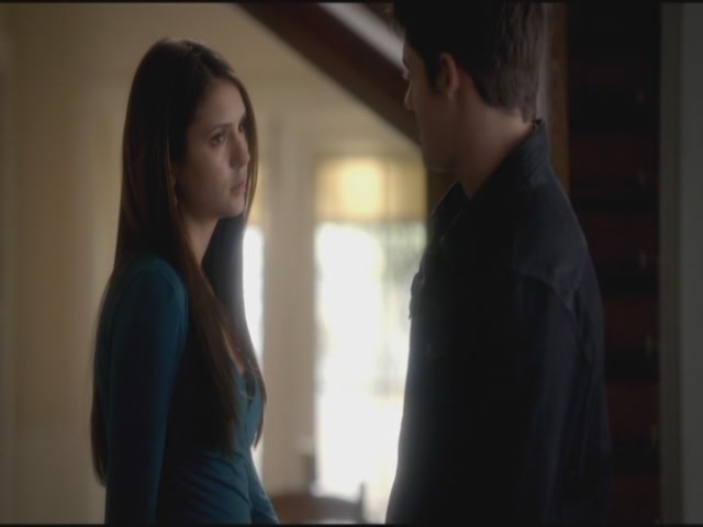 VampireDiariesWorld-dot-org-S3TVD_3x11OurTown2055.jpg