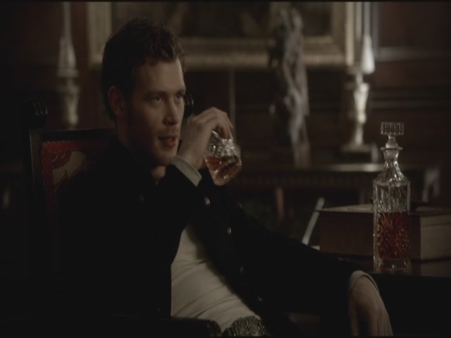 VampireDiariesWorld-dot-org-S3TVD_3x12TheTiesThatBind0399.jpg