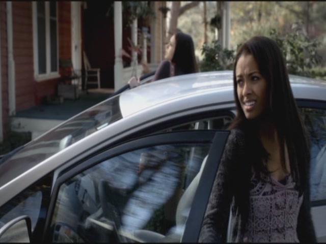 VampireDiariesWorld-dot-org-S3TVD_3x12TheTiesThatBind0601.jpg