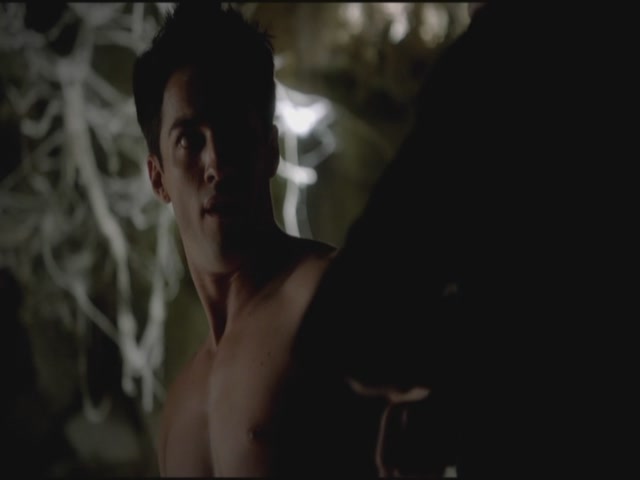 VampireDiariesWorld-dot-org-S3TVD_3x12TheTiesThatBind0748.jpg