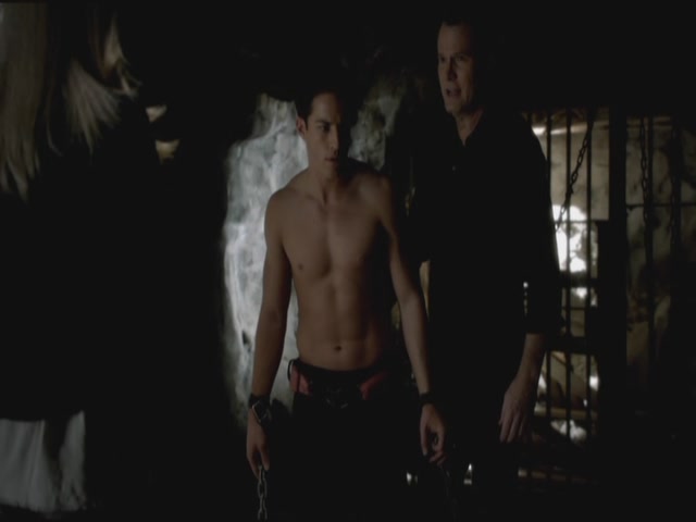 VampireDiariesWorld-dot-org-S3TVD_3x12TheTiesThatBind0767.jpg