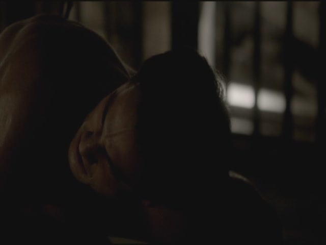 VampireDiariesWorld-dot-org-S3TVD_3x12TheTiesThatBind1079.jpg