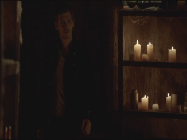 VampireDiariesWorld-dot-org-S3TVD_3x12TheTiesThatBind1580.jpg