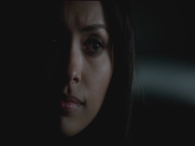 VampireDiariesWorld-dot-org-S3TVD_3x12TheTiesThatBind2048.jpg