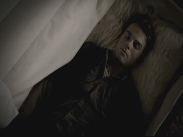 VampireDiariesWorld-dot-org-S3TVD_3x13BringingOutTheDead0059.jpg