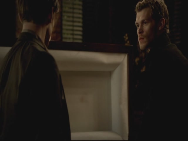 VampireDiariesWorld-dot-org-S3TVD_3x13BringingOutTheDead0098.jpg