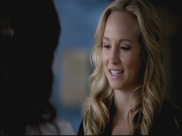 VampireDiariesWorld-dot-org-S3TVD_3x13BringingOutTheDead0410.jpg