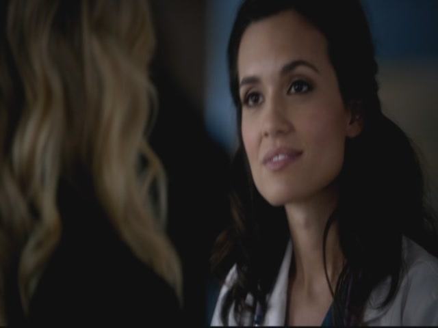 VampireDiariesWorld-dot-org-S3TVD_3x13BringingOutTheDead0449.jpg