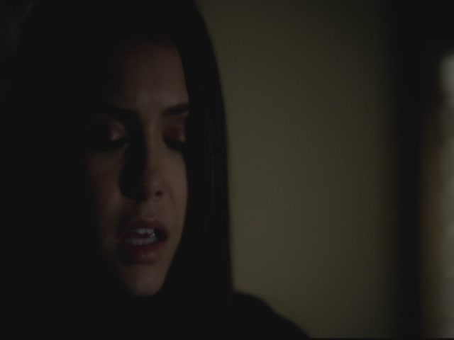 VampireDiariesWorld-dot-org-S3TVD_3x13BringingOutTheDead0529.jpg