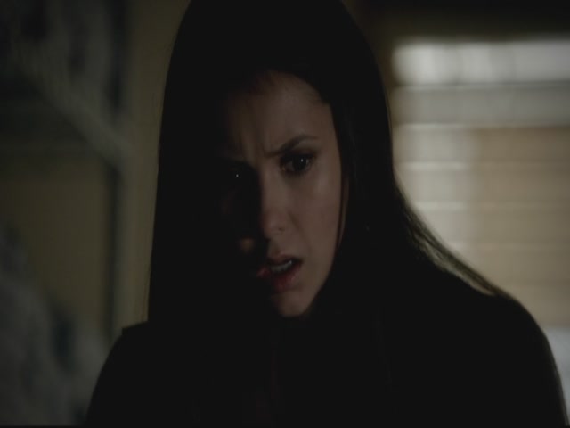 VampireDiariesWorld-dot-org-S3TVD_3x13BringingOutTheDead0536.jpg