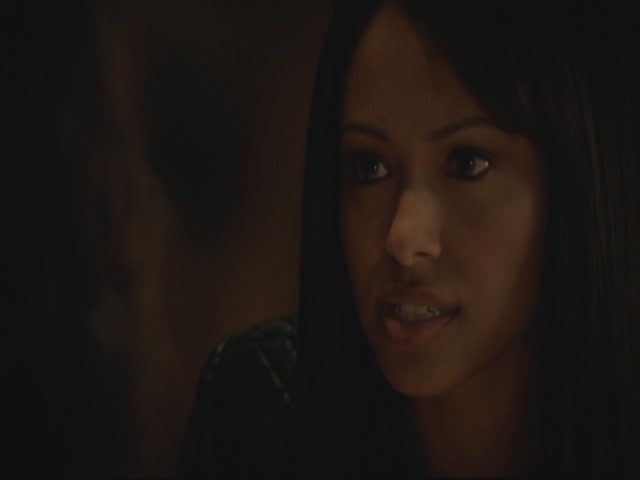 VampireDiariesWorld-dot-org-S3TVD_3x13BringingOutTheDead0588.jpg