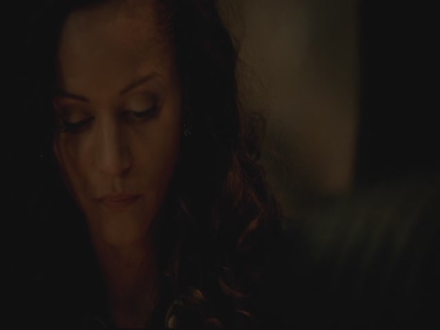 VampireDiariesWorld-dot-org-S3TVD_3x13BringingOutTheDead0612.jpg