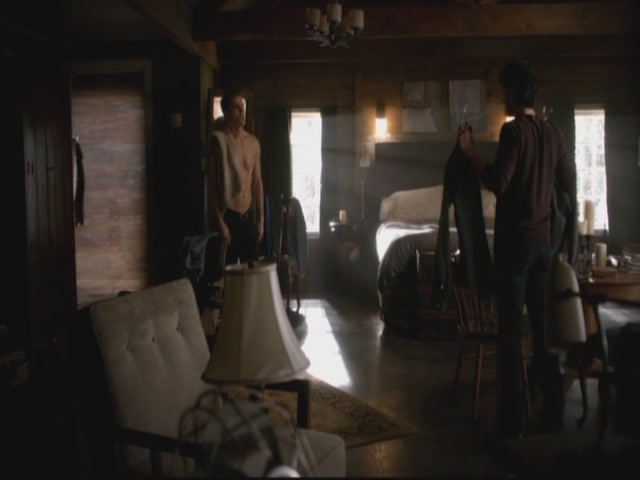 VampireDiariesWorld-dot-org-S3TVD_3x13BringingOutTheDead0615.jpg