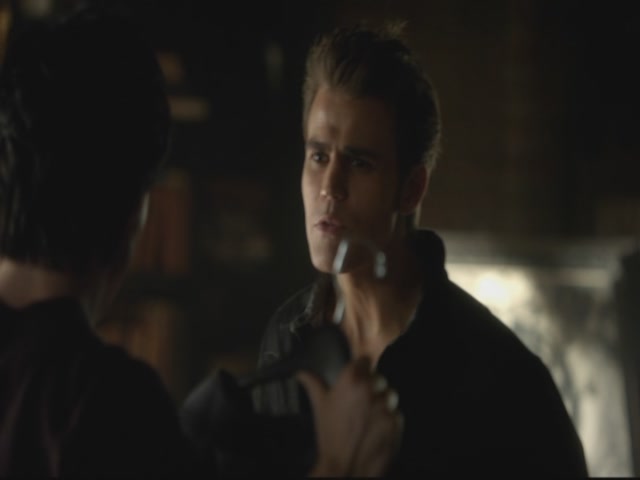 VampireDiariesWorld-dot-org-S3TVD_3x13BringingOutTheDead0625.jpg