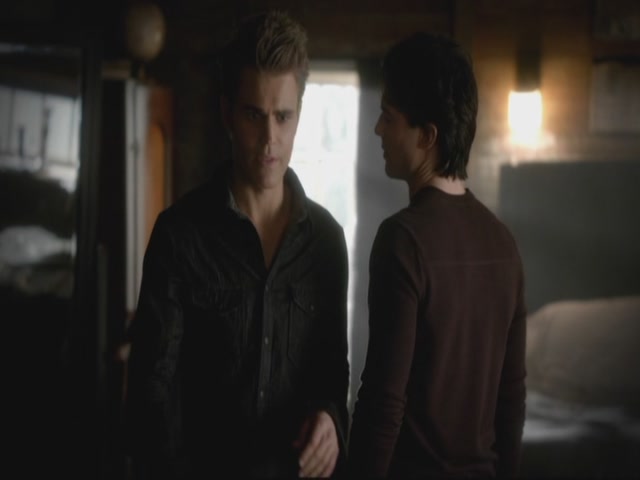 VampireDiariesWorld-dot-org-S3TVD_3x13BringingOutTheDead0650.jpg