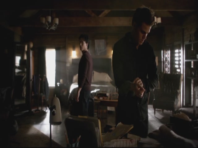 VampireDiariesWorld-dot-org-S3TVD_3x13BringingOutTheDead0653.jpg