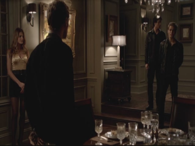 VampireDiariesWorld-dot-org-S3TVD_3x13BringingOutTheDead0841.jpg