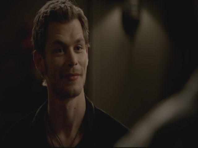 VampireDiariesWorld-dot-org-S3TVD_3x13BringingOutTheDead0843.jpg
