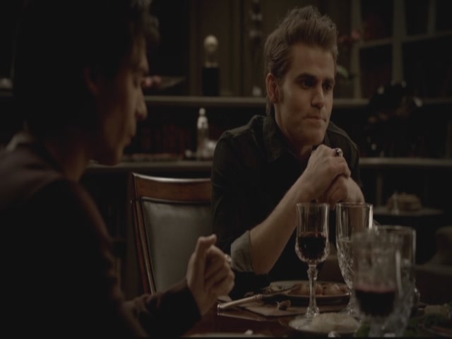VampireDiariesWorld-dot-org-S3TVD_3x13BringingOutTheDead1103.jpg