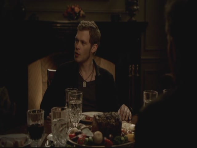 VampireDiariesWorld-dot-org-S3TVD_3x13BringingOutTheDead1128.jpg