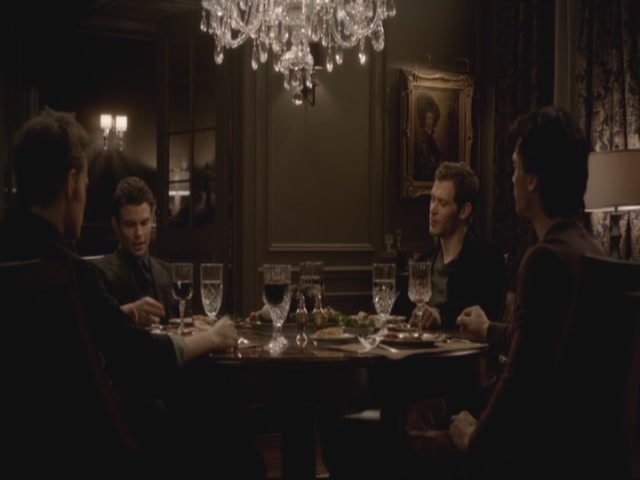 VampireDiariesWorld-dot-org-S3TVD_3x13BringingOutTheDead1156.jpg