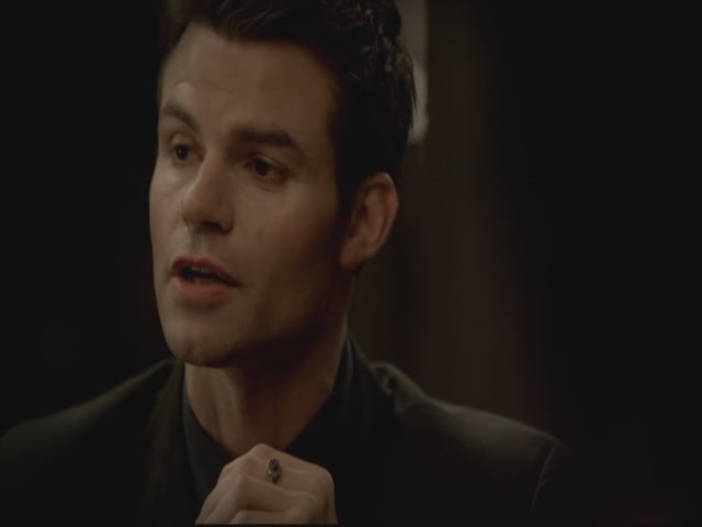VampireDiariesWorld-dot-org-S3TVD_3x13BringingOutTheDead1192.jpg