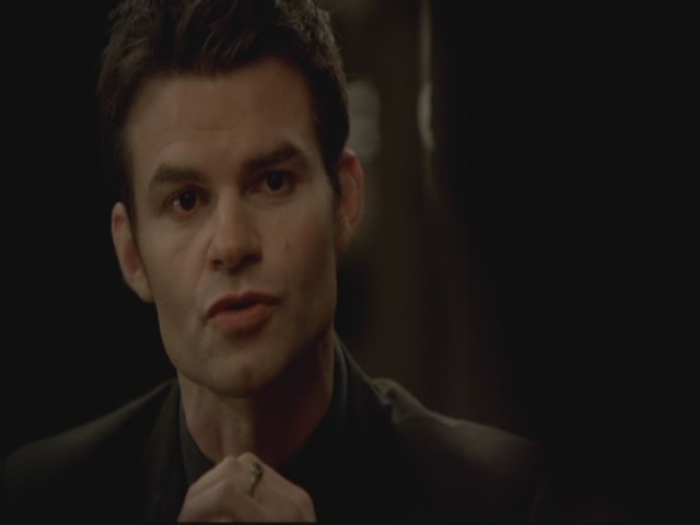 VampireDiariesWorld-dot-org-S3TVD_3x13BringingOutTheDead1194.jpg