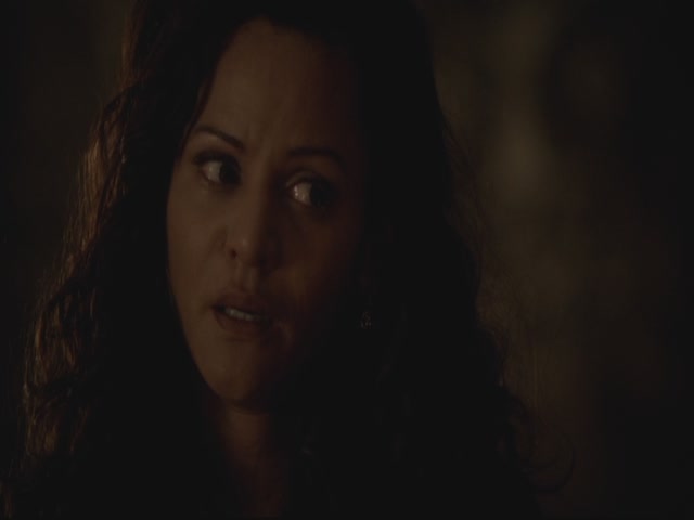 VampireDiariesWorld-dot-org-S3TVD_3x13BringingOutTheDead1295.jpg