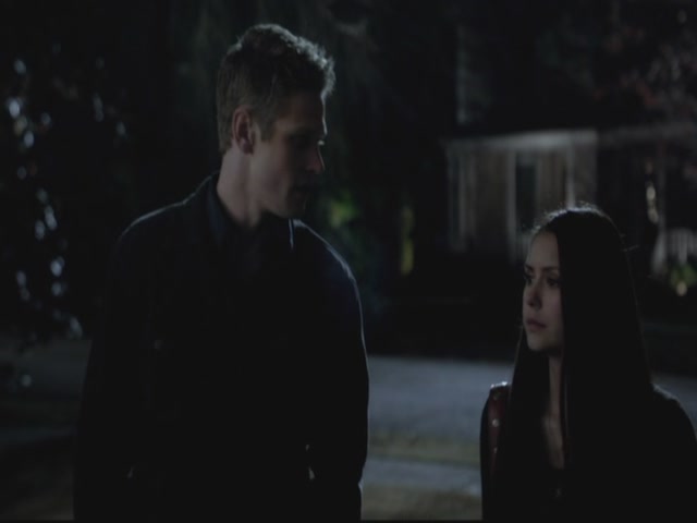VampireDiariesWorld-dot-org-S3TVD_3x13BringingOutTheDead1480.jpg