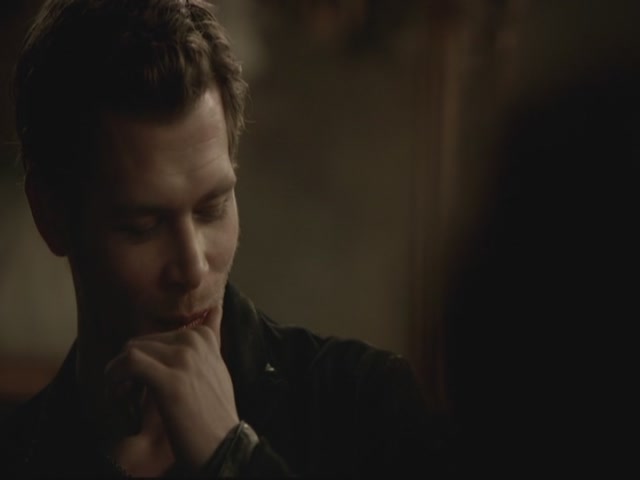 VampireDiariesWorld-dot-org-S3TVD_3x13BringingOutTheDead1619.jpg