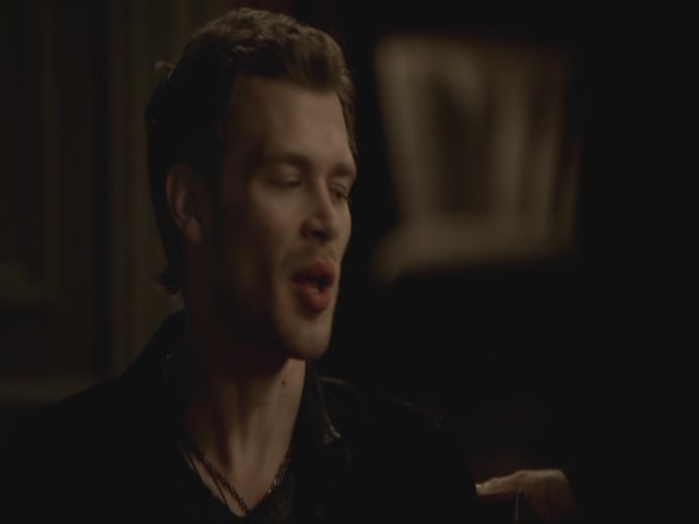 VampireDiariesWorld-dot-org-S3TVD_3x13BringingOutTheDead1665.jpg