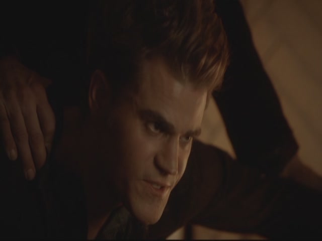 VampireDiariesWorld-dot-org-S3TVD_3x13BringingOutTheDead1912.jpg
