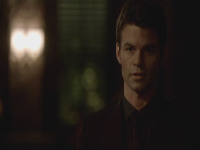 VampireDiariesWorld-dot-org-S3TVD_3x13BringingOutTheDead1938.jpg