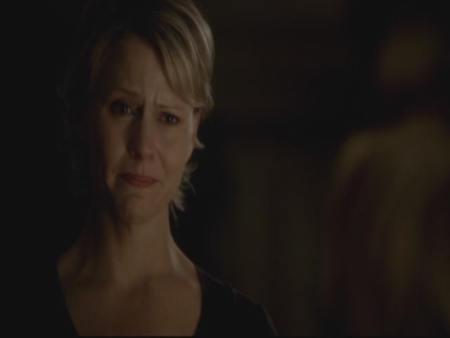 VampireDiariesWorld-dot-org-S3TVD_3x13BringingOutTheDead1987.jpg
