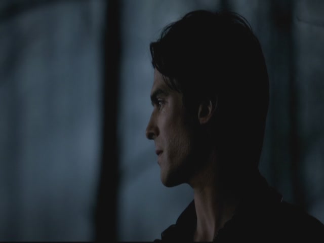VampireDiariesWorld-dot-org-S3TVD_3x13BringingOutTheDead2089.jpg