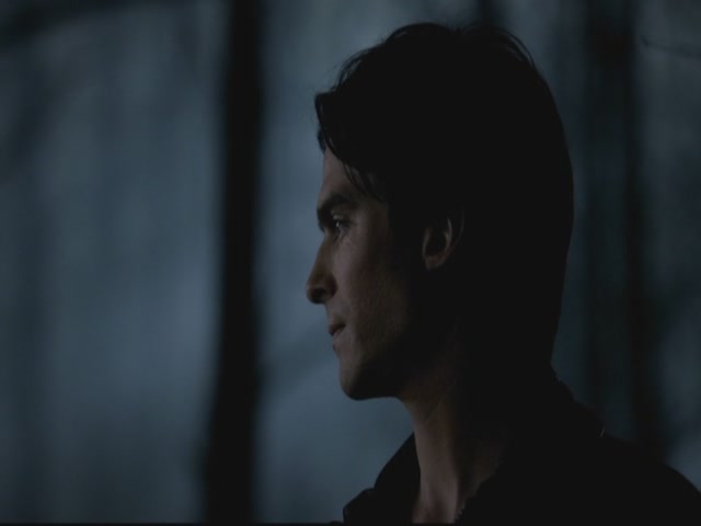 VampireDiariesWorld-dot-org-S3TVD_3x13BringingOutTheDead2090.jpg