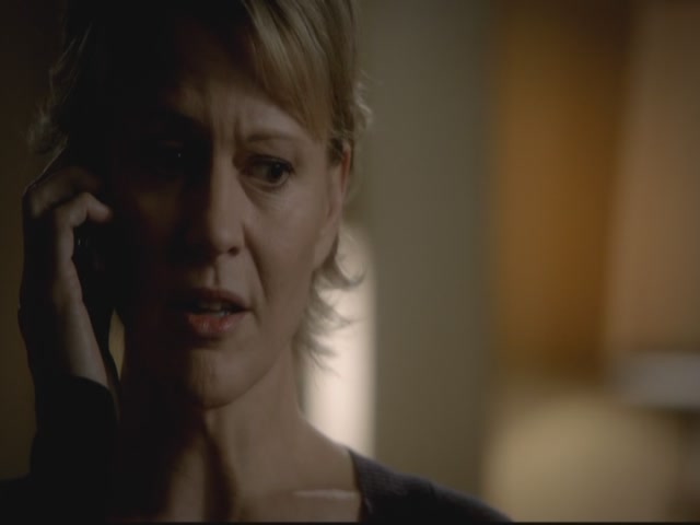 VampireDiariesWorld-dot-org-S3TVD_3x13BringingOutTheDead2111.jpg