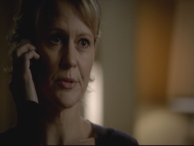 VampireDiariesWorld-dot-org-S3TVD_3x13BringingOutTheDead2115.jpg