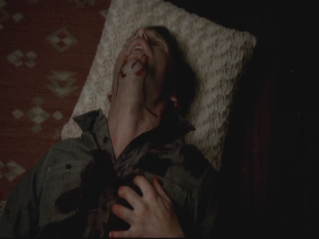 VampireDiariesWorld-dot-org-S3TVD_3x13BringingOutTheDead2116.jpg