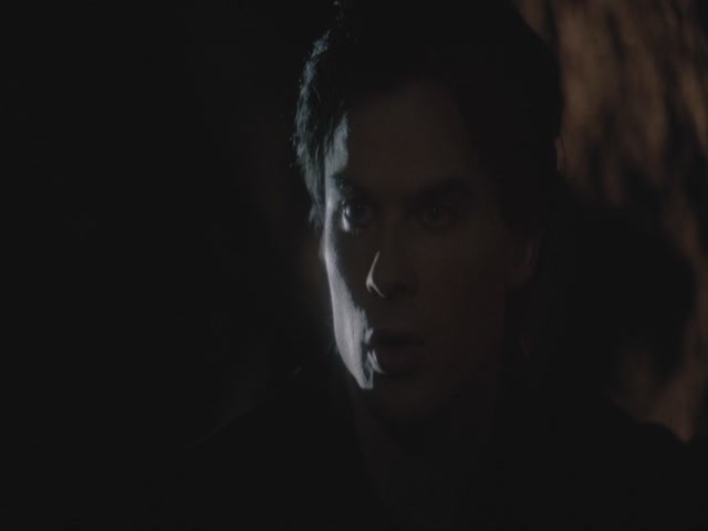 VampireDiariesWorld-dot-org-S3TVD_3x13BringingOutTheDead2152.jpg