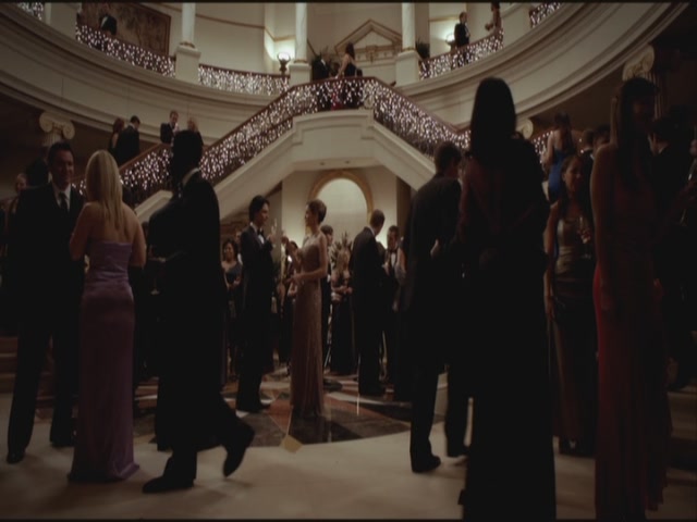 VampireDiariesWorld-dot-org-S3TVD_3x14DangerousLiaisons0521.jpg