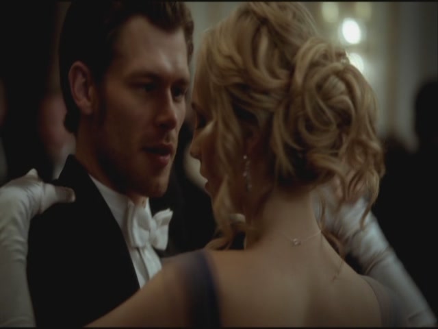 VampireDiariesWorld-dot-org-S3TVD_3x14DangerousLiaisons0785.jpg